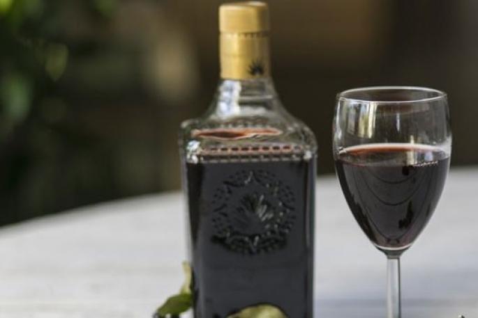 Рецепт домашнего вина из смородины (черной и красной)